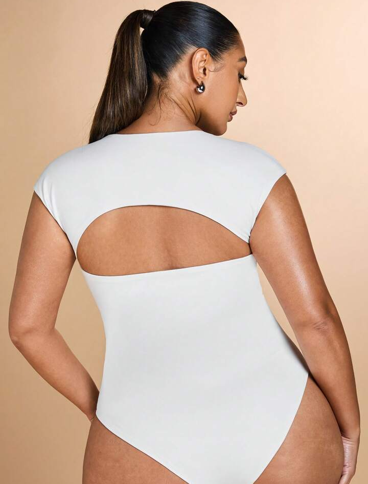 Sleek Sweetheart-Neckline Bodysuit